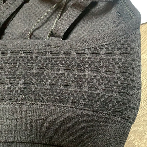 Gymshark Black Dry Wick Sports Bra. Size XS - Picture 5 of 8